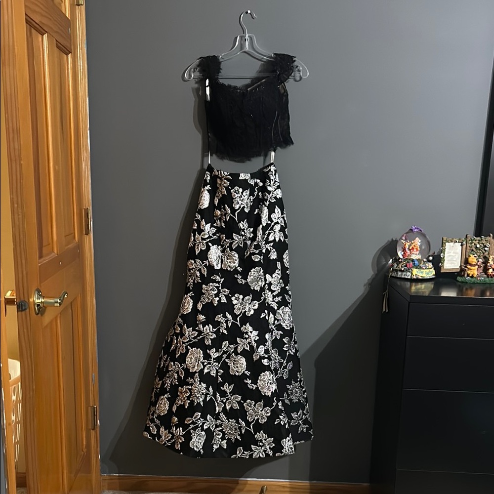 Ellie Wilde Black and White Floral Prom Dress